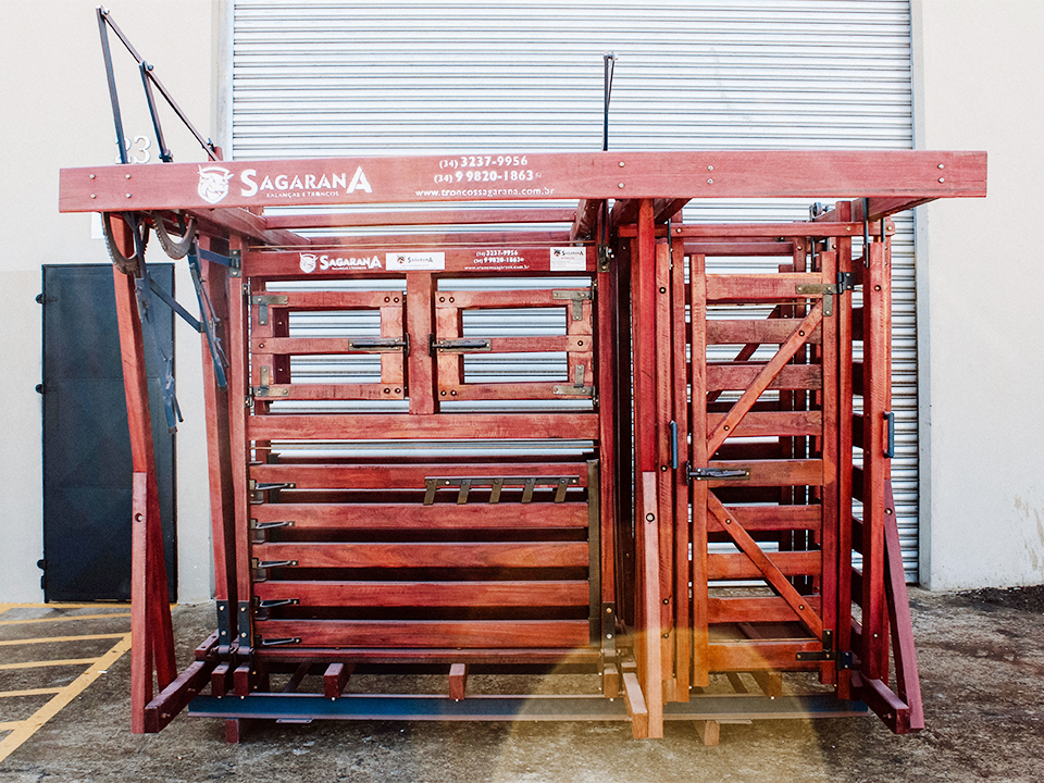 Tronco Americano com 2 Cabines